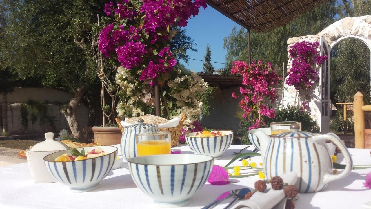 Riad Sanam As-Sawíra Exteriér fotografie