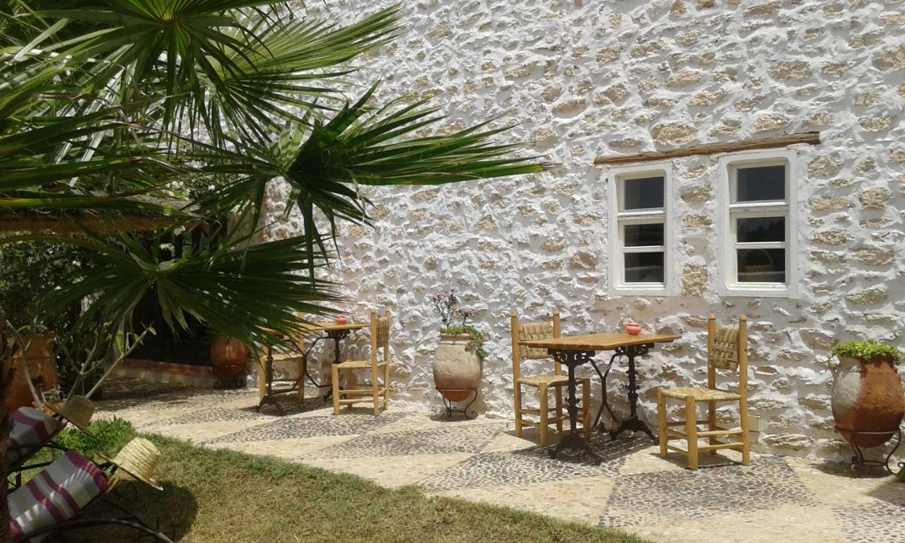 Riad Sanam As-Sawíra Exteriér fotografie